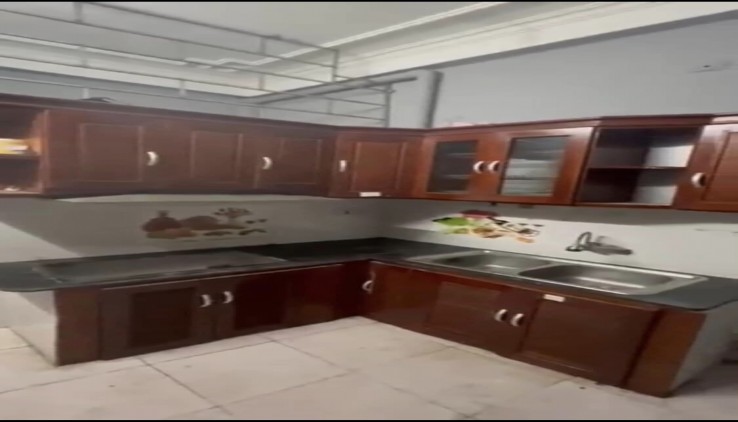 CHO THUÊ NHÀ MP DƯƠNG QUẢNG HÀM - CẦU GIẤY, 5 TẦNG, 52M2, MT 3.5M, GIÁ 30 TRIỆU (CTL) - CÀ PHÊ, SPA, SALON, THỜI TRANG, MỸ PHẨM, KD MÔ HÌNH SẠCH SẼ.